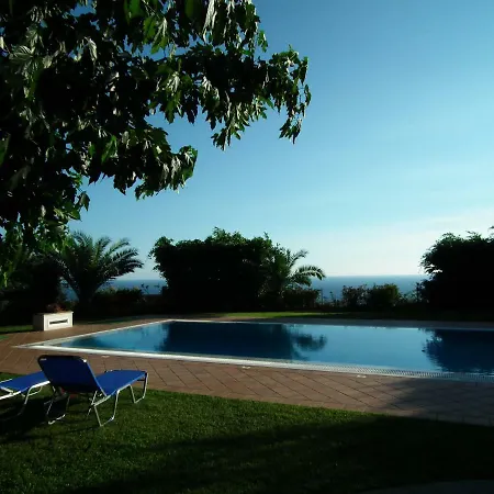 Harmony * Neokhorion (Messenia)